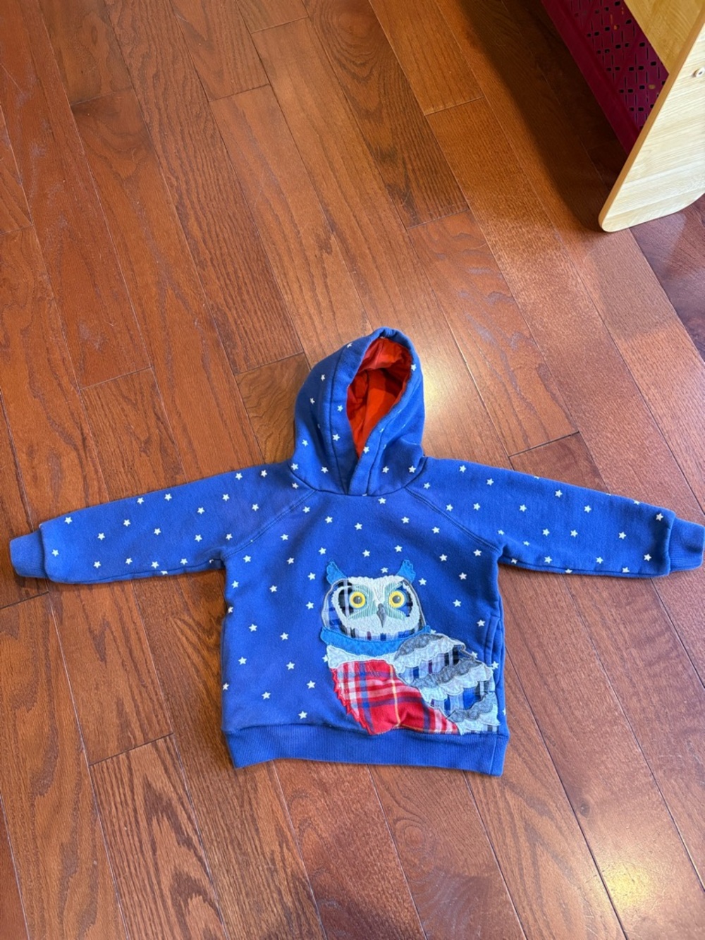 Mini Boden Blue Stars Hoodie with Red Lined Hood and Owl Appliqué - Picture 5 of 7